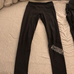 VS Sport leggings